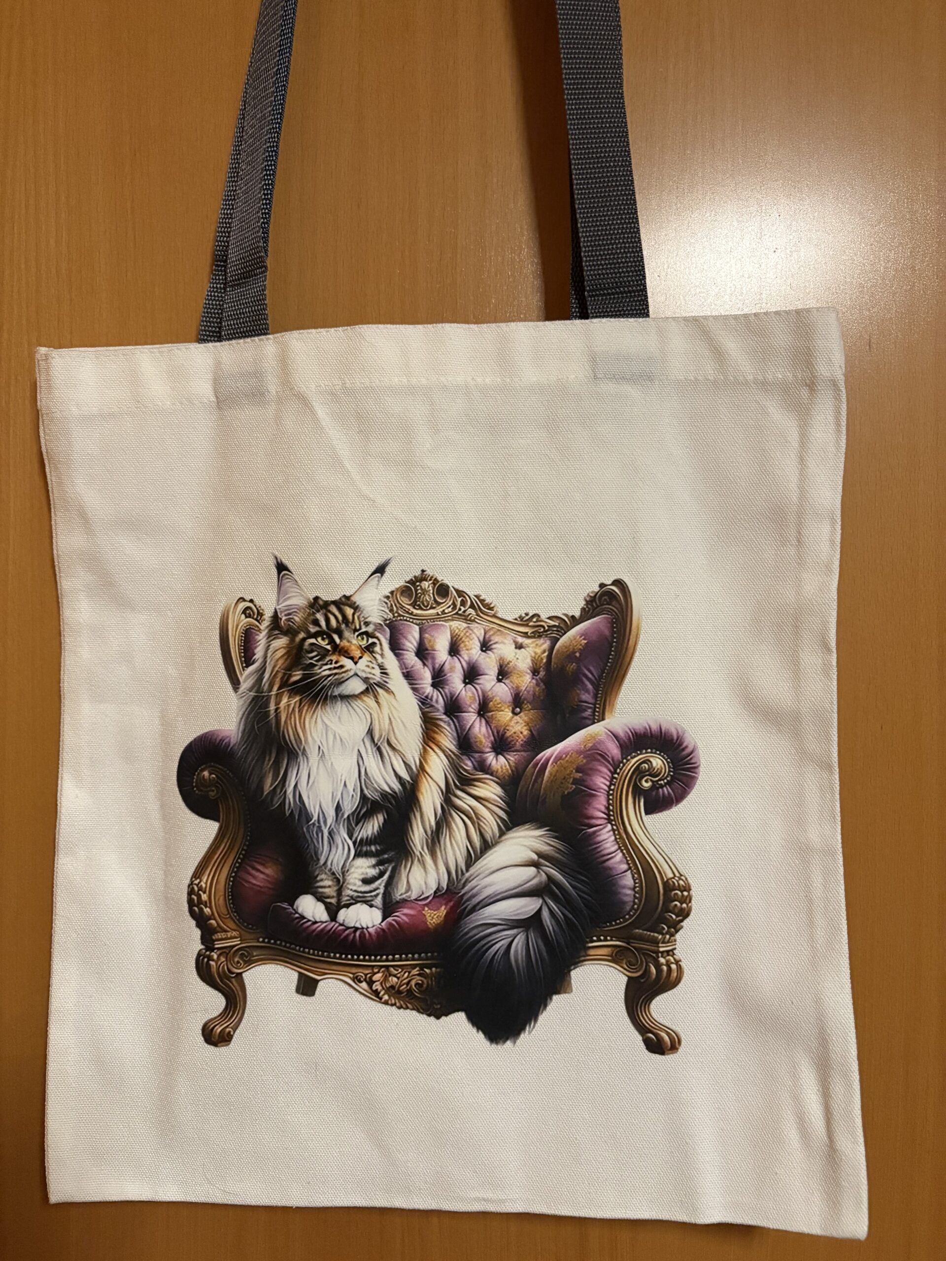 Einkaufstasche "Main Coon am Thron"