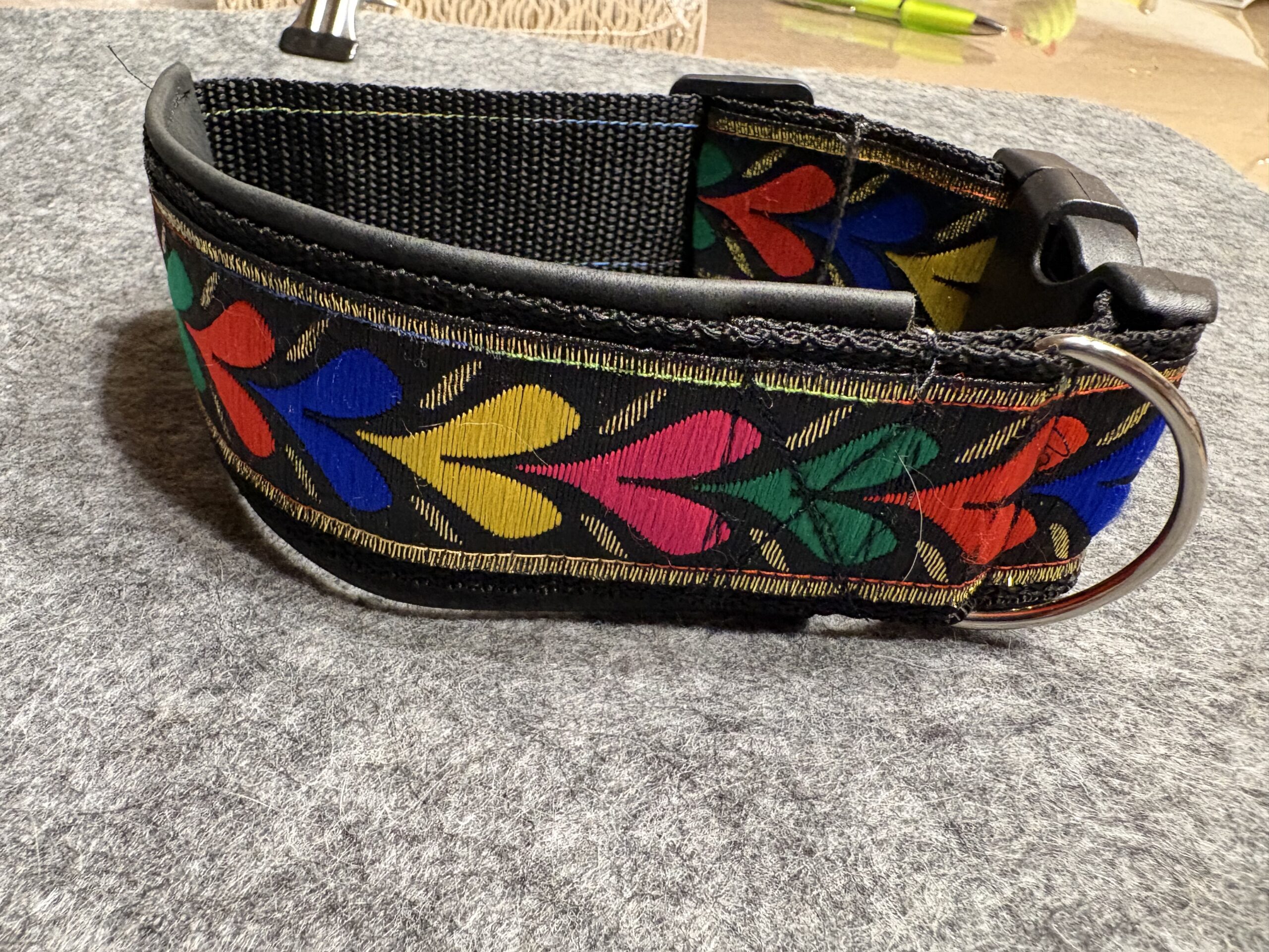 Halsband 3,8cm Color Hearts schwarz