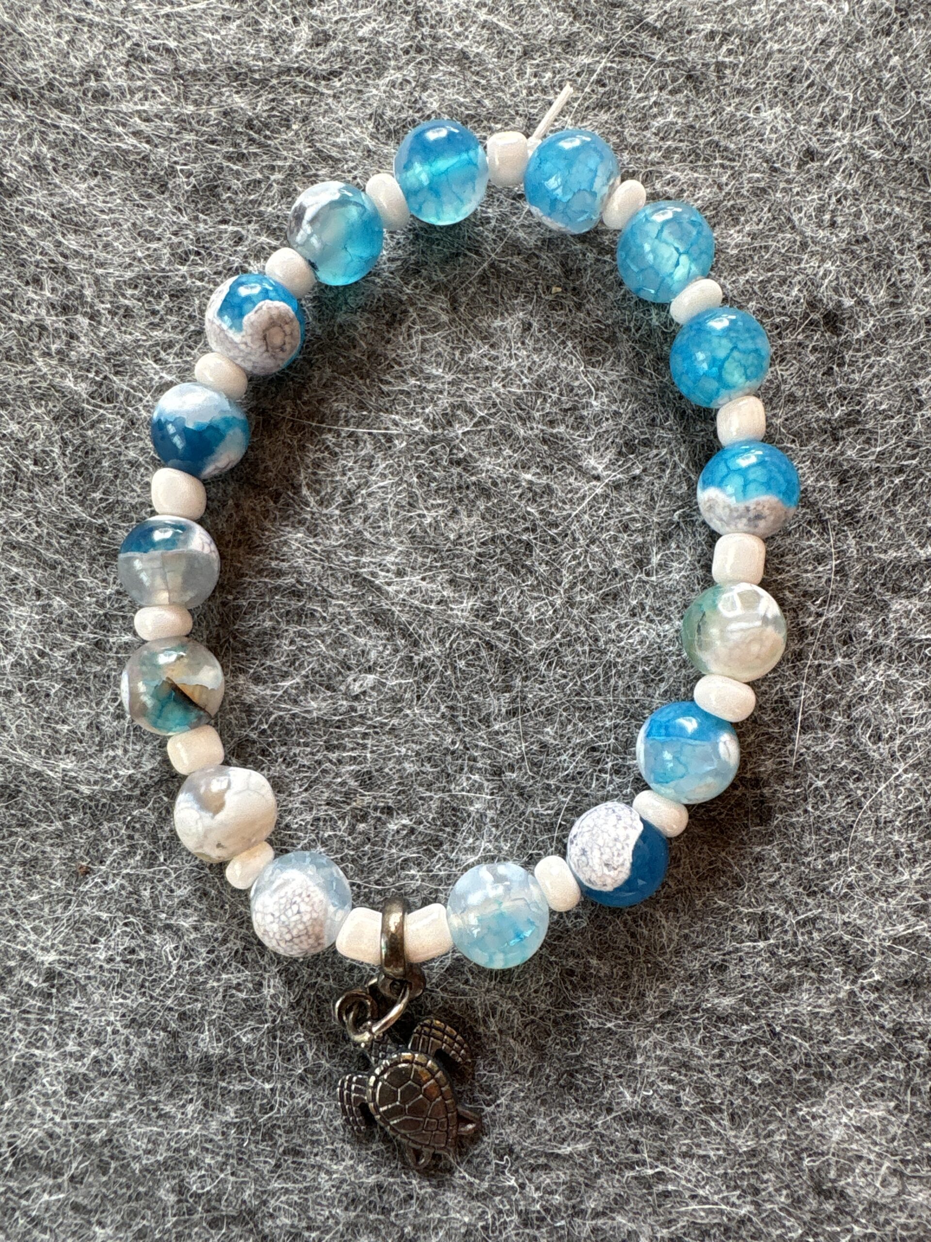 Armband elastic Edelstein hellblau-weiss