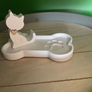 Kleiner Knochen mit Katze